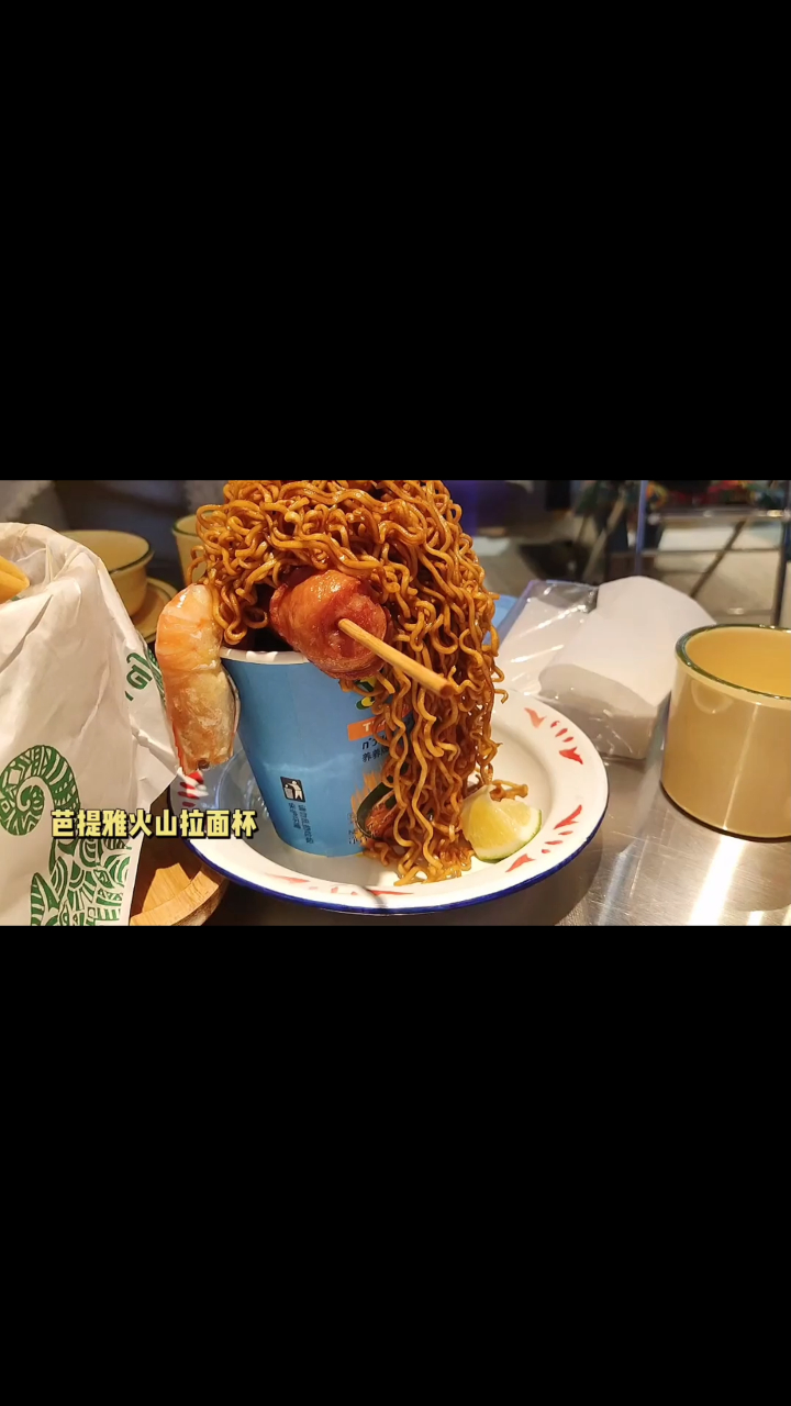 南椰里大排档推荐第8s-10s的炭烧猪颈肉卷和噗叽油呛香茅鸡yyds!