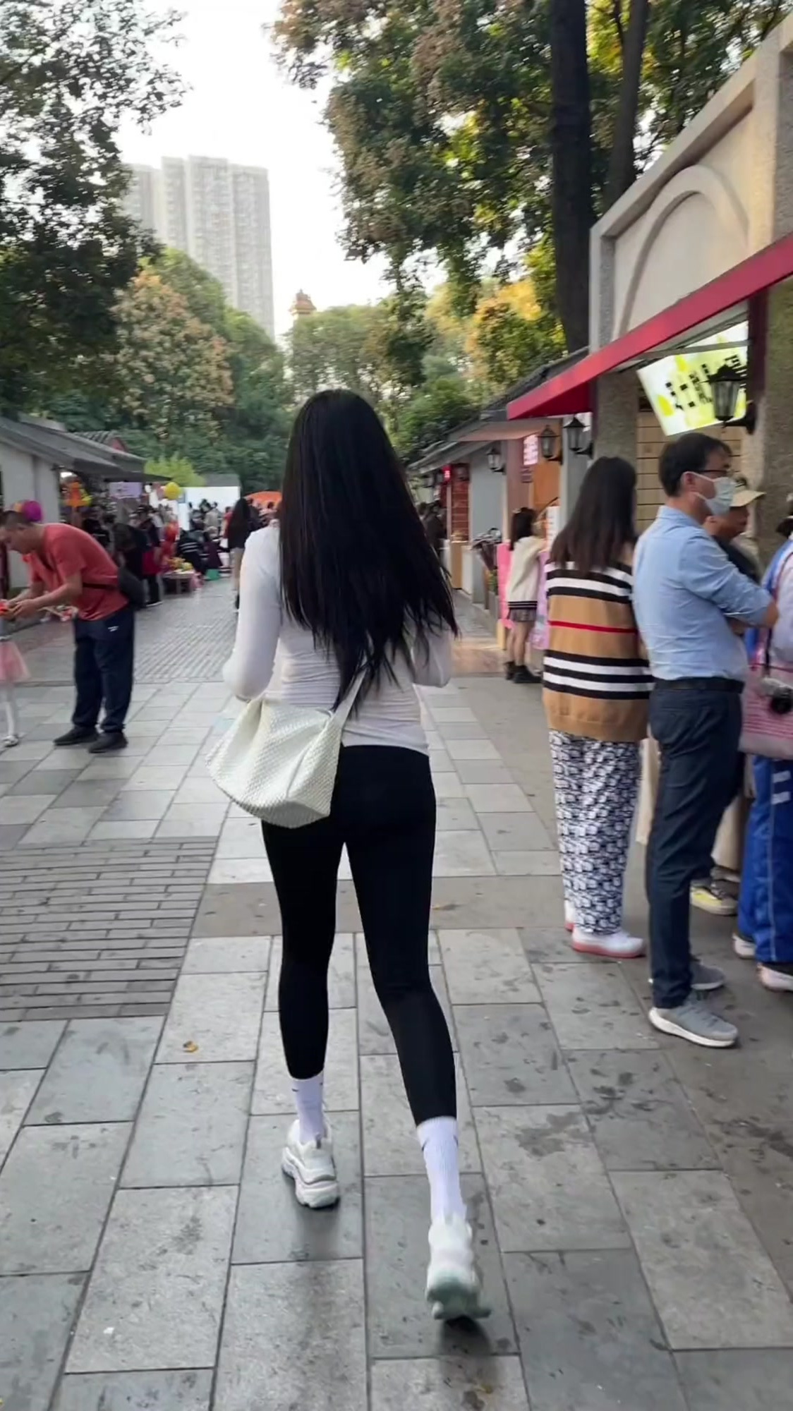 鲨鱼裤,出街,出街