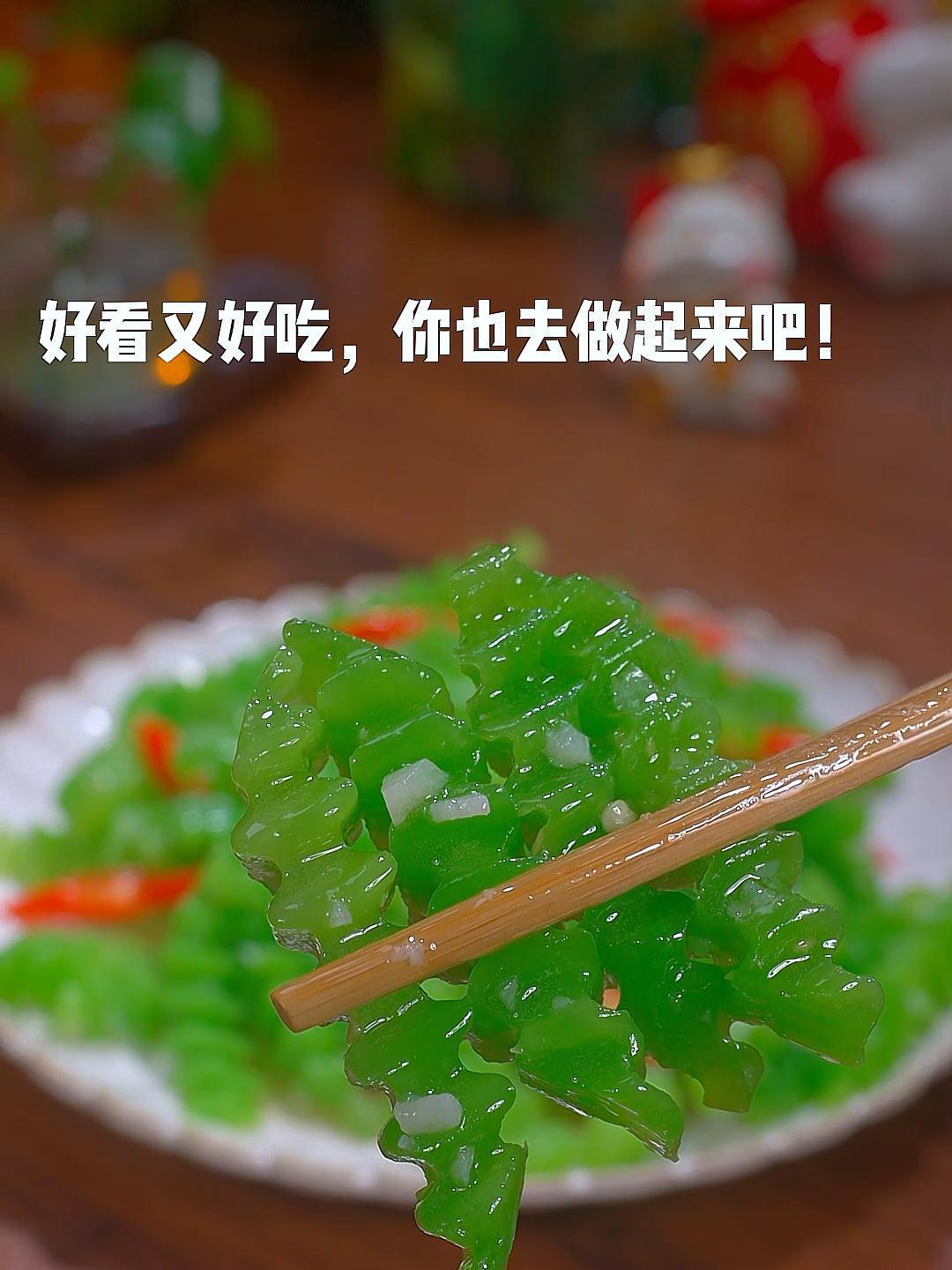 这样做的炒莴笋颜色翠绿,好看又好吃