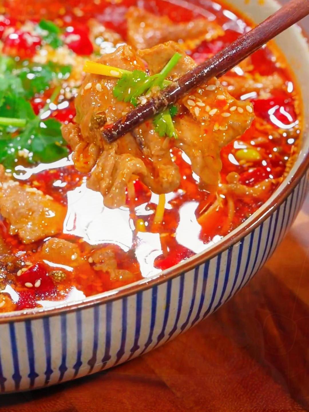 牛肉嫩滑好吃的18道家常菜做法,最后一道,水煮牛肉麻辣鲜香绝了