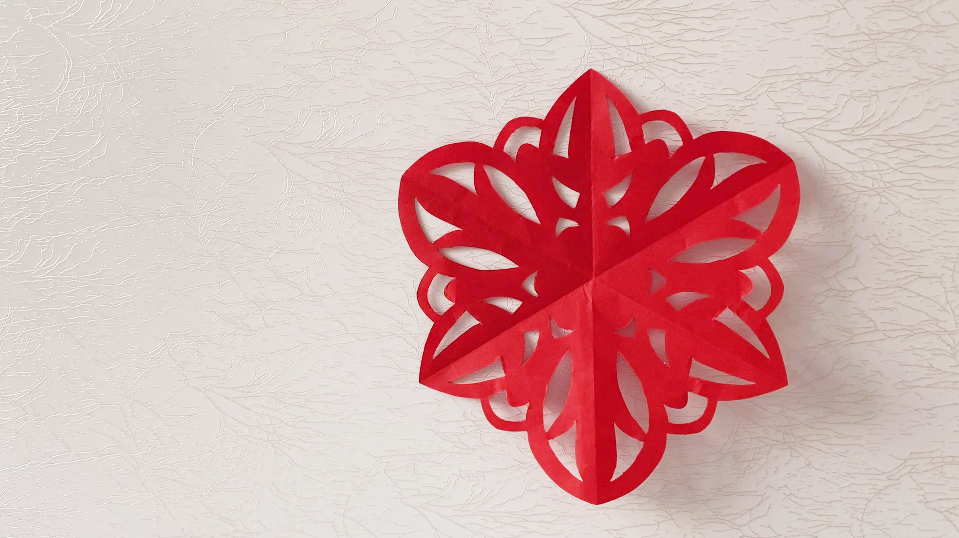 「手工剪纸」漂亮的新春窗花纸! #手工DIY# #剪纸# 教你学会如何剪纸制作一款漂亮的新