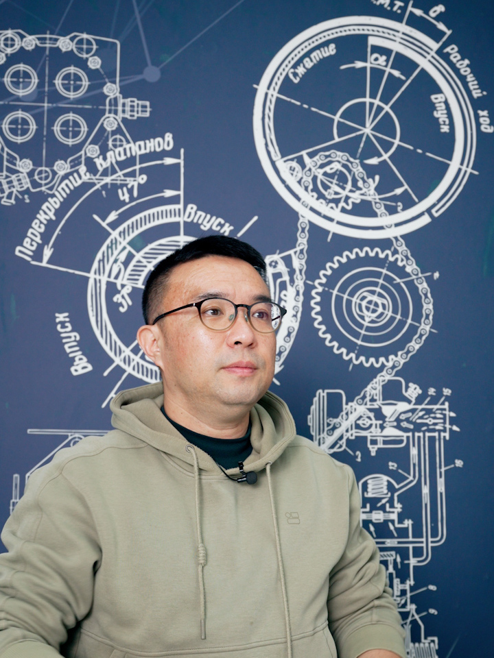 键盘侠:就这混动肉车,还能比赛?