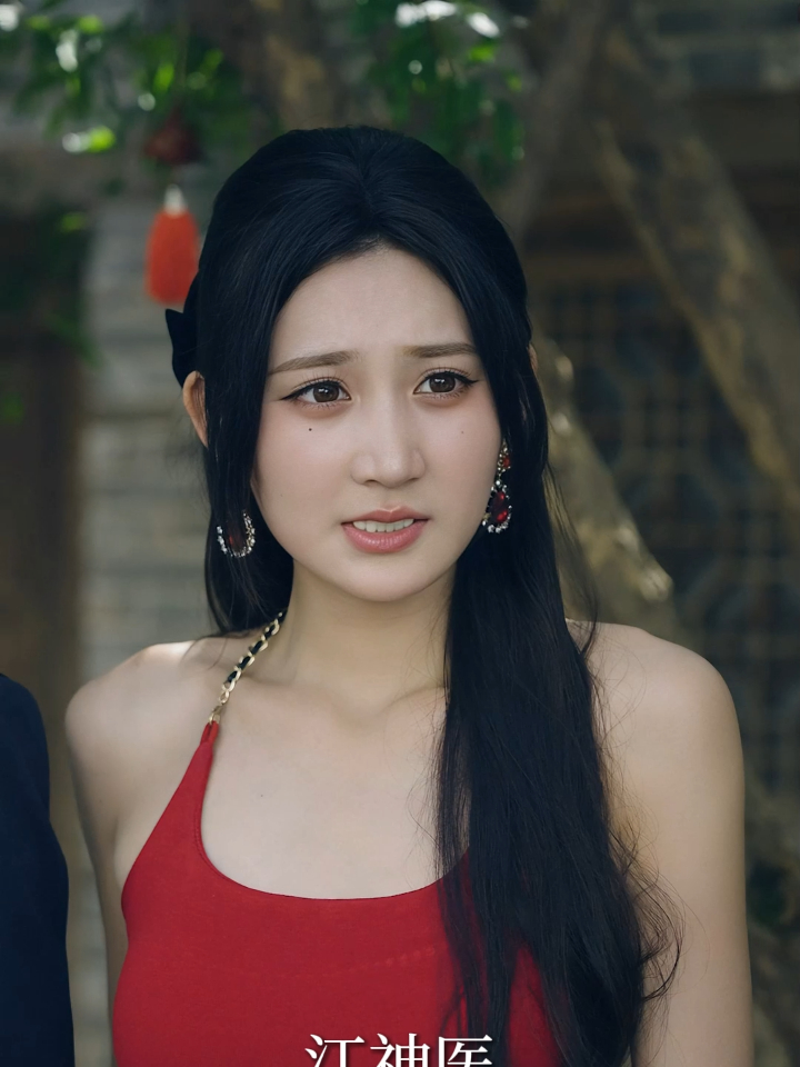 三针治好美人鱼,女帝封我绝世神医 05