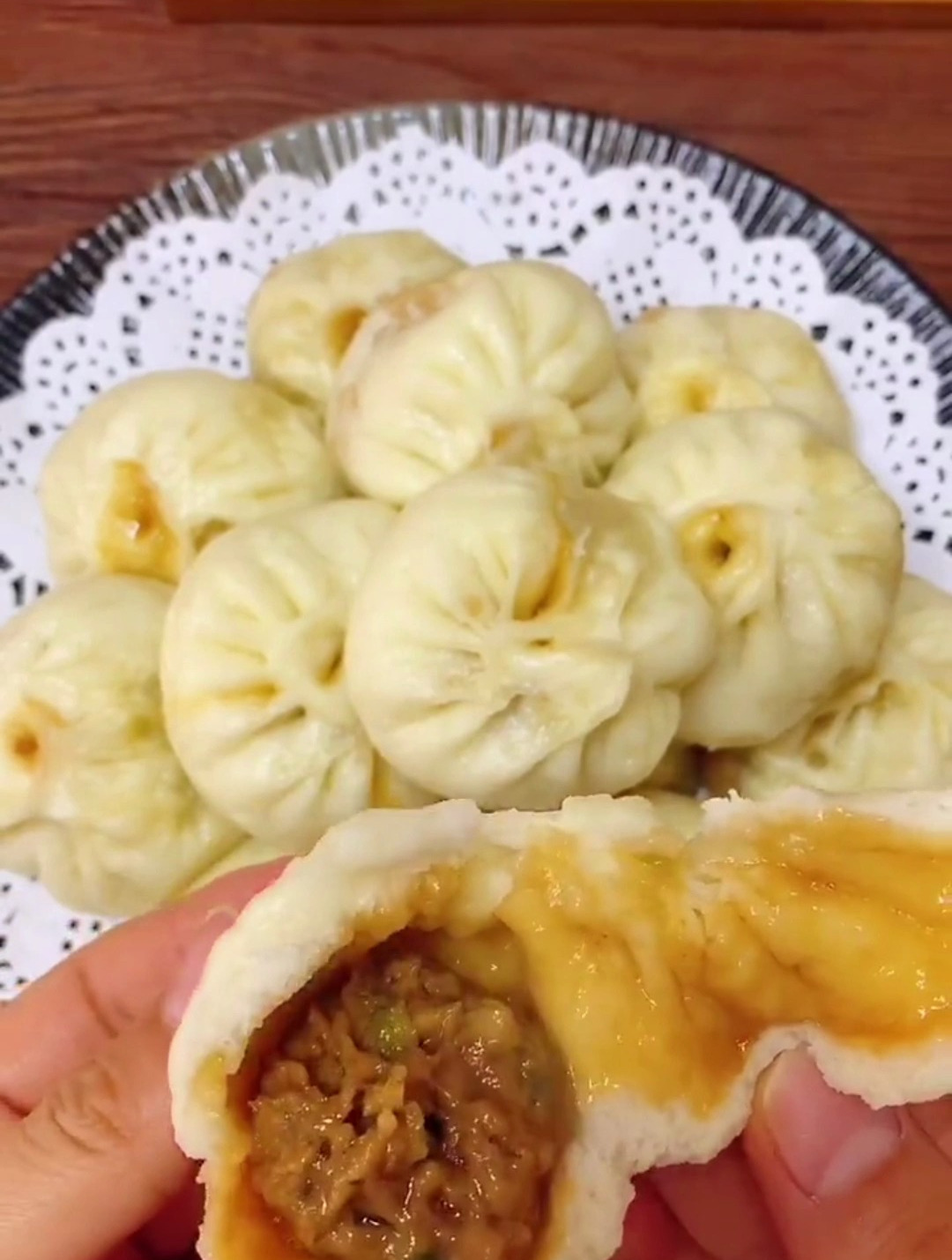 包子做法 牛肉包教程 制作包子教程 包子手法 包子菜谱