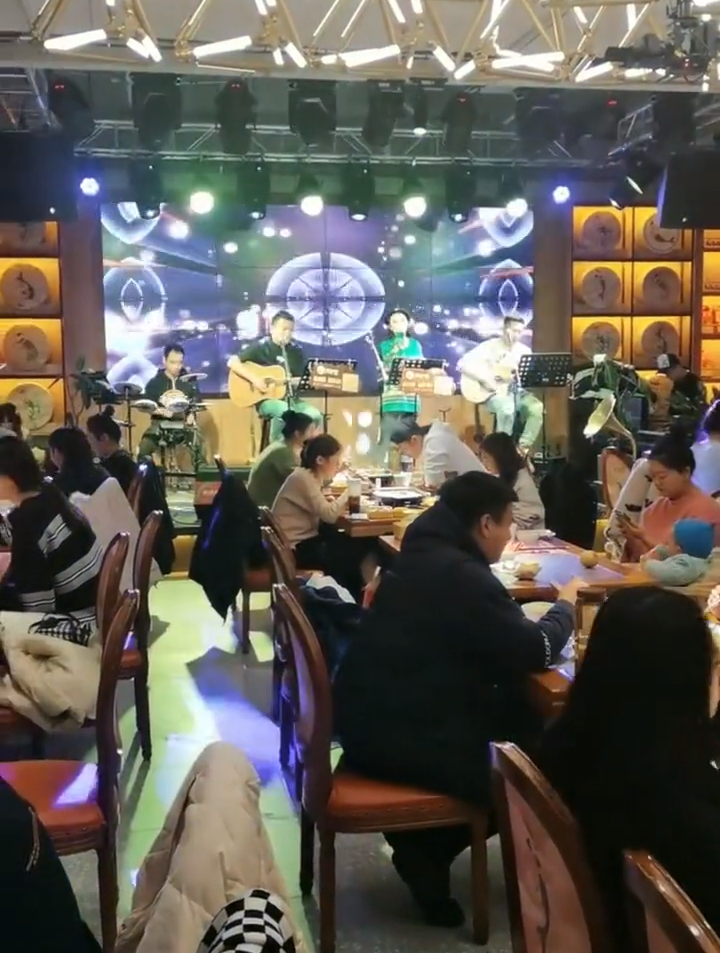 临沂第五家青炉里烤鱼!