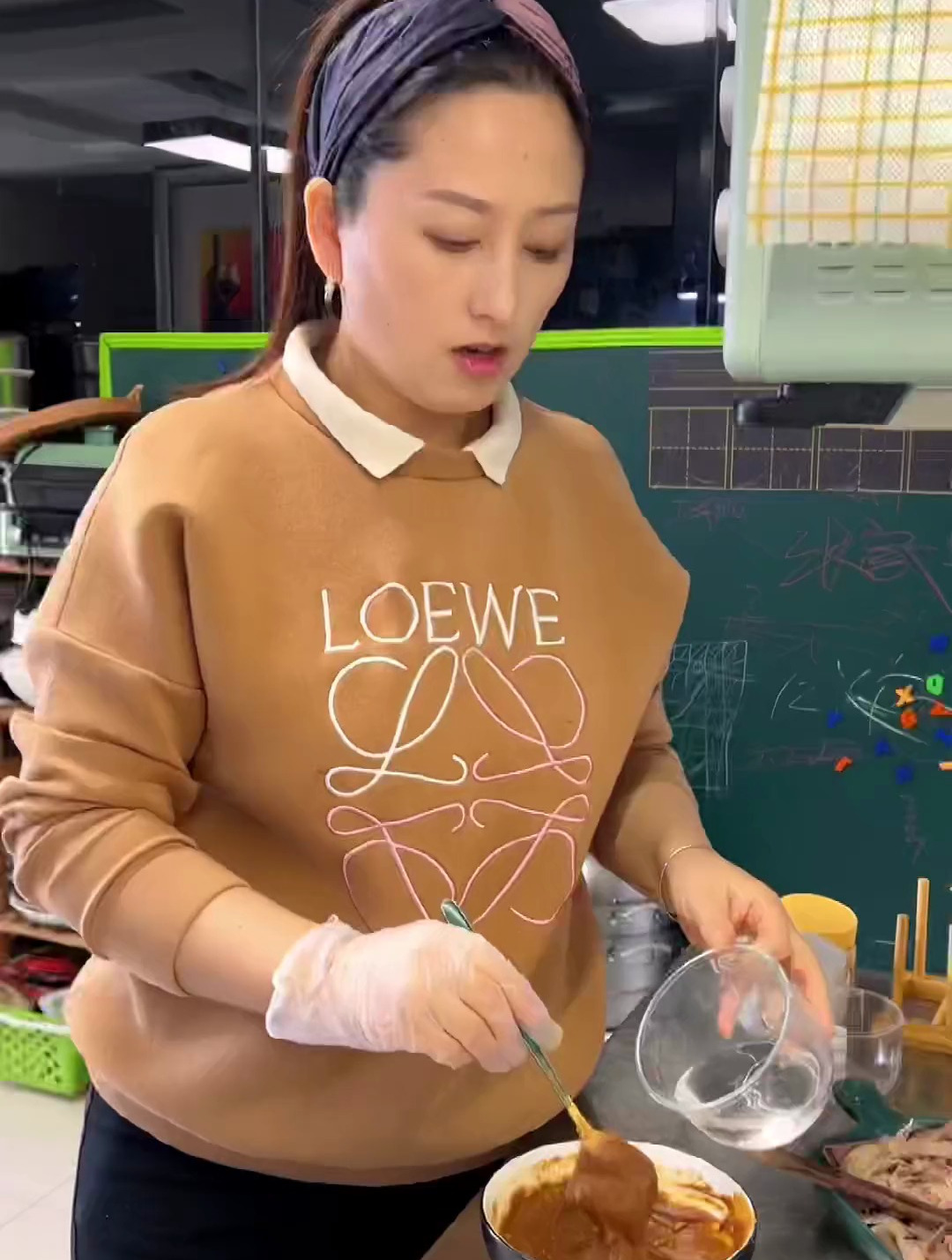 想吃麻辣烫不敢出门的,家庭版麻辣烫看过来!