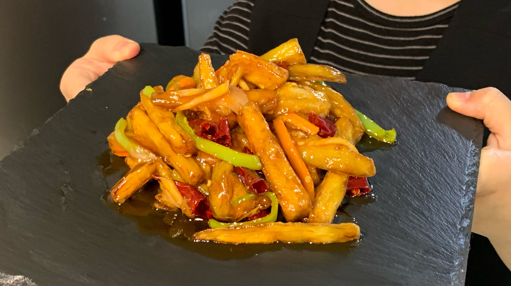 比肉香的鱼香茄条做法,色香味俱全,学了不后悔