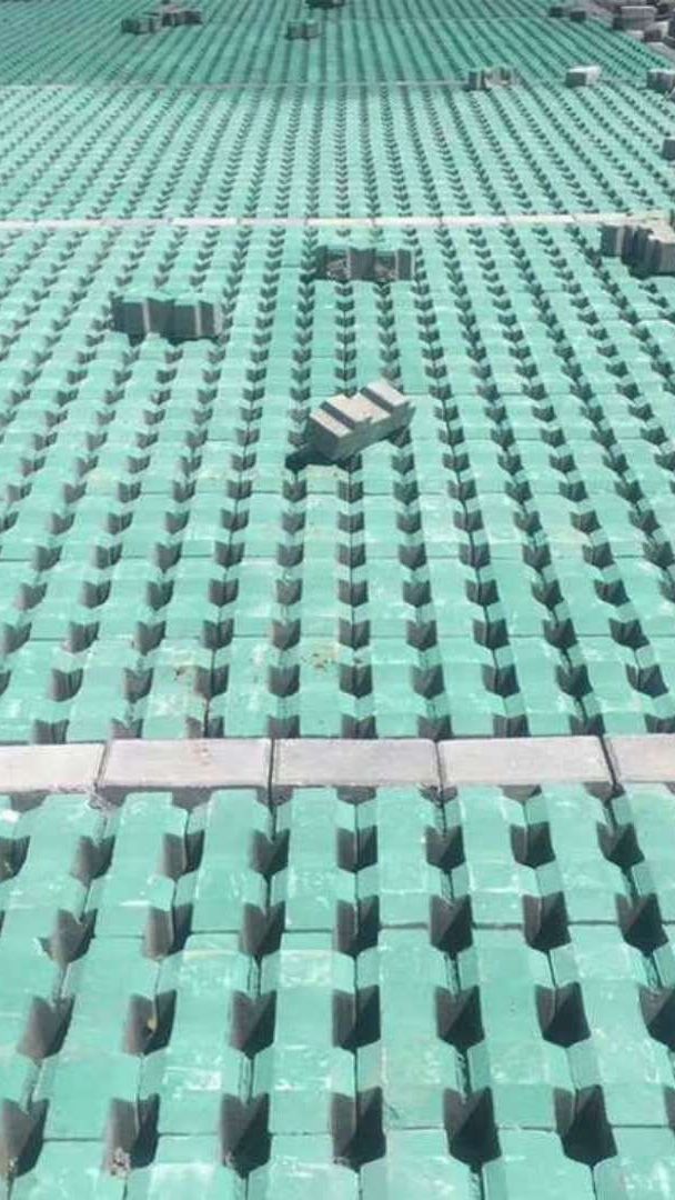 草坪砖8字砖井字砖停车位面包砖