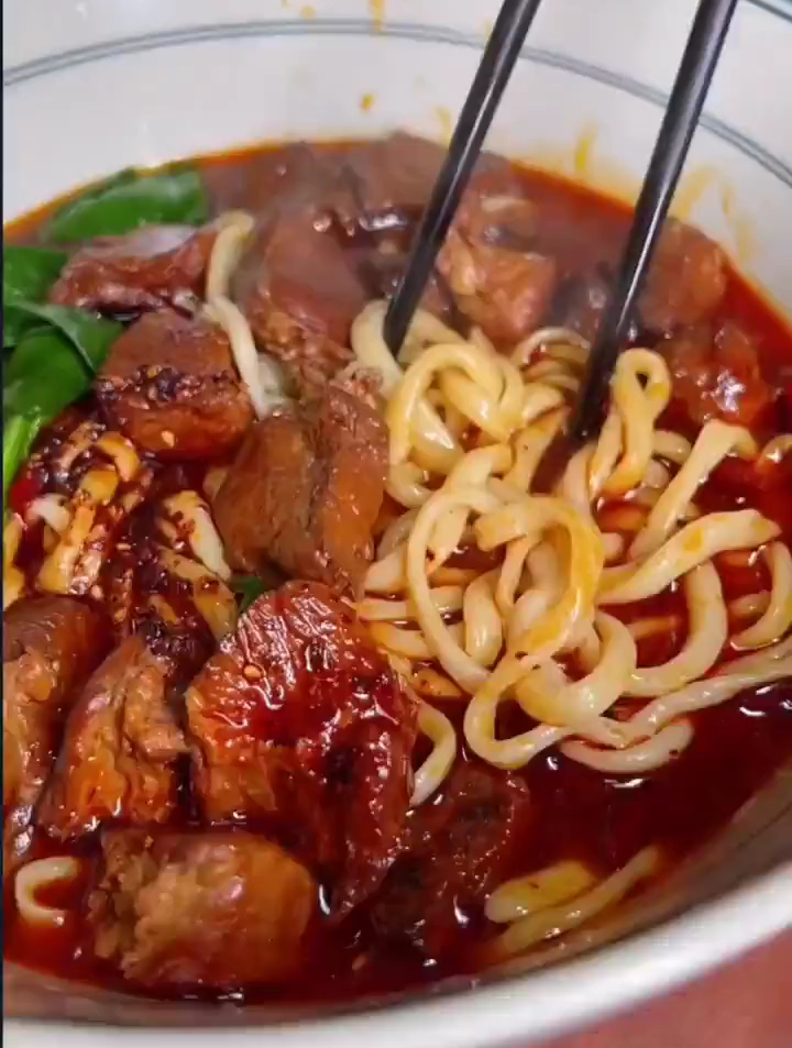 真正的红烧牛肉面