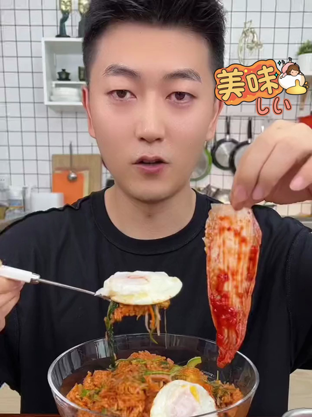 朝鲜族石锅拌饭配上泡菜真下饭啊!