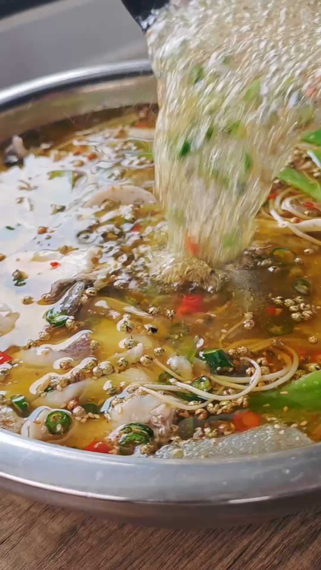 鲜掉眉毛！四川青花椒鱼，麻到灵魂出窍做法