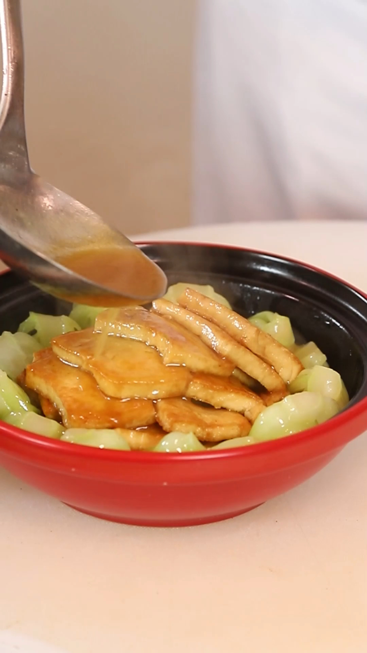 青菜烧豆腐,简单又好吃的菜,快来跟着安徽新东方的老师学学吧
