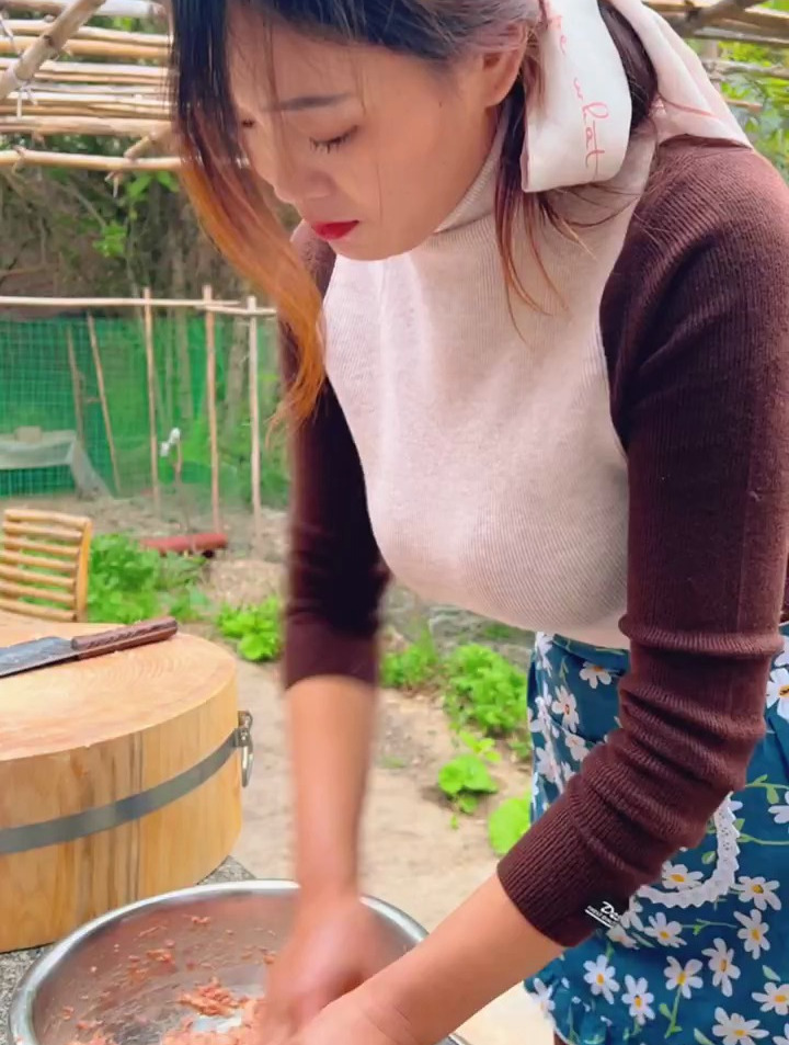 红烧狮子头来咯~