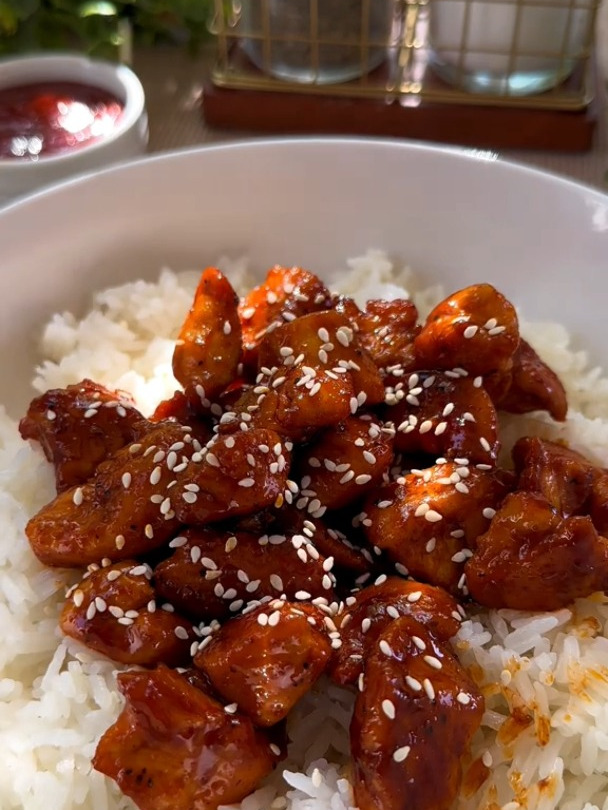 韩式炸鸡盖饭,吃出满满的幸福,秒杀你的味蕾!