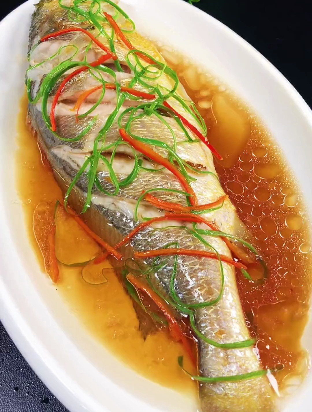 家里来客人做道清蒸黄瓜鱼,客人说我是酒店大厨