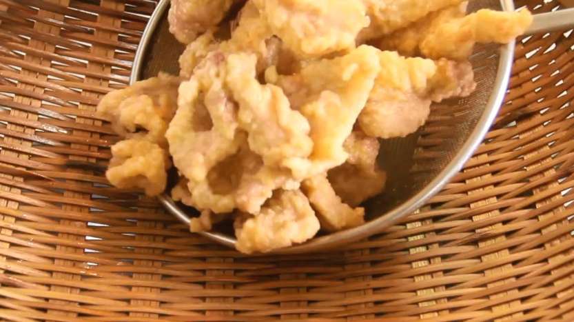 家庭厨师长分享外酥里嫩的小酥肉,四川农村九大碗做“扣碗”必备