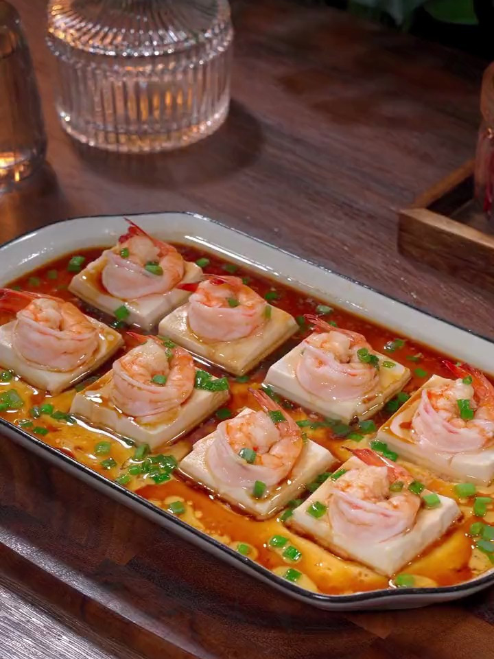 鲜嫩爽滑的虾仁豆腐蒸蛋