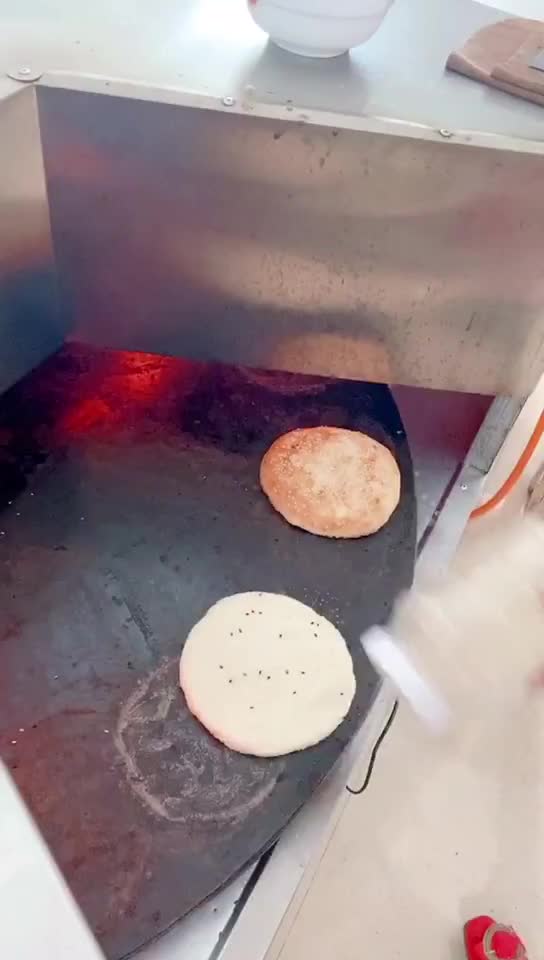 转炉烧饼机全自动烧饼机旋转的烧饼机