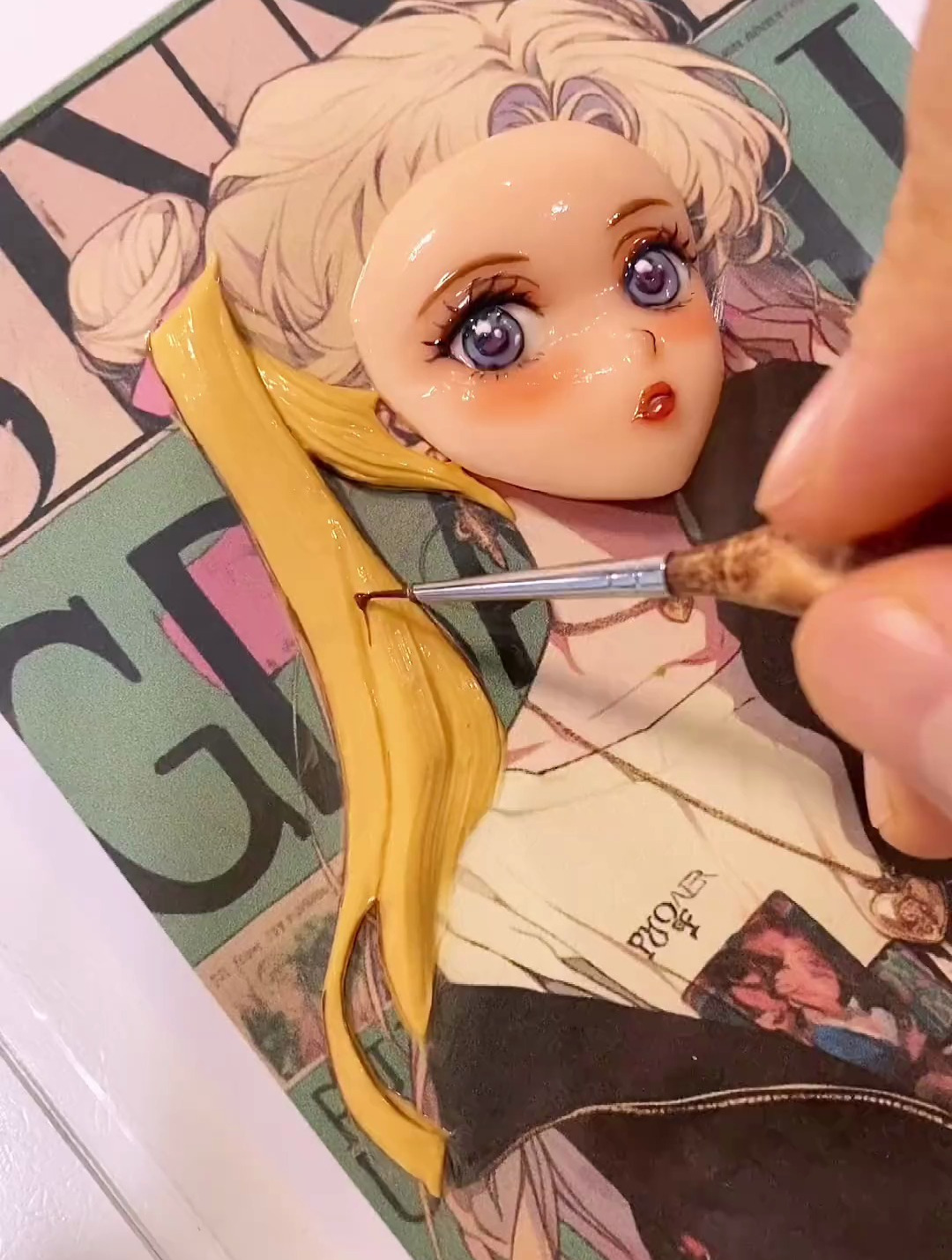 奶油霜手绘复古风美少女战士美少女头像 奶油霜浮雕手绘蛋糕