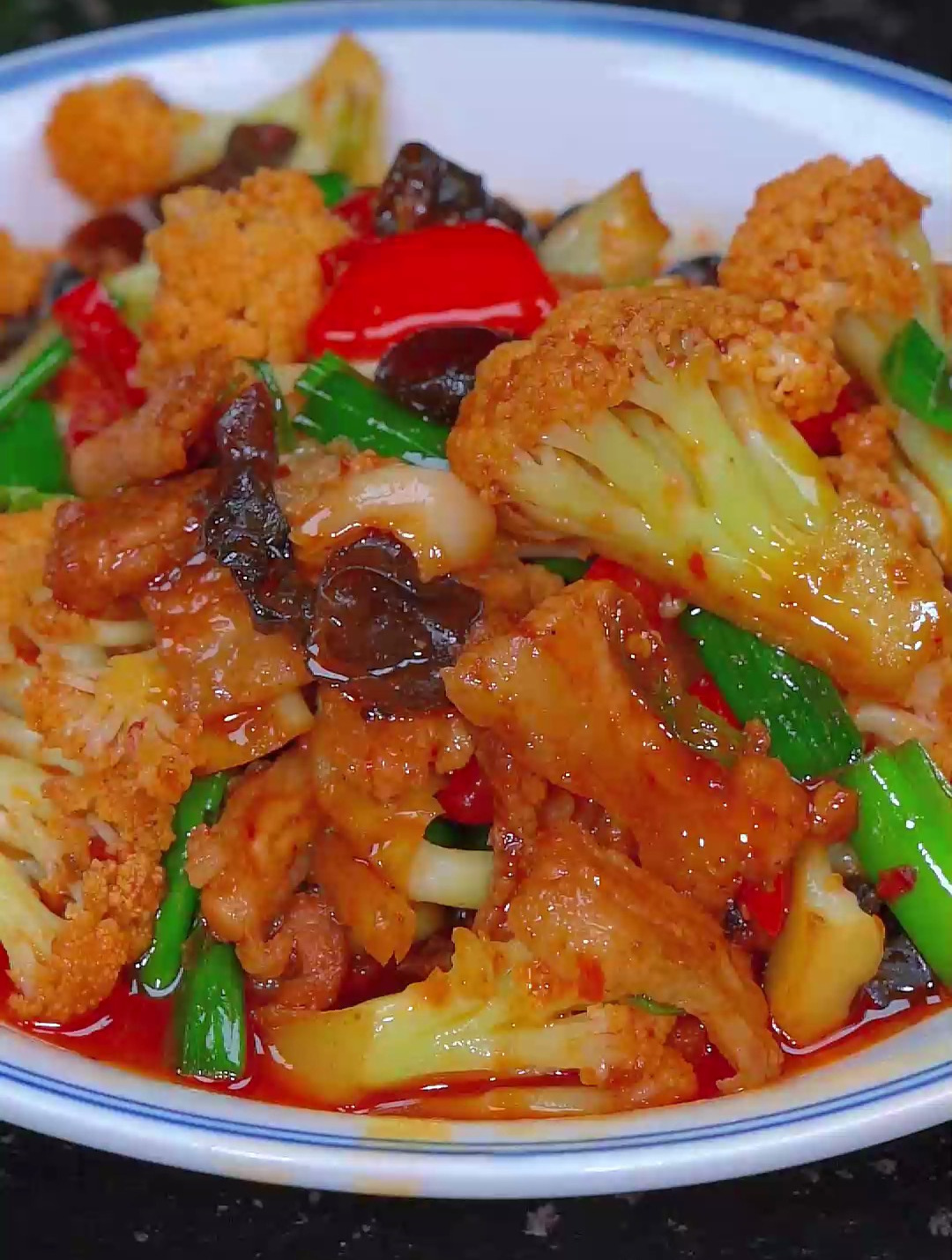 菜花炒木耳,色香味俱全