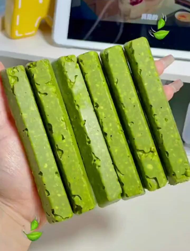 家人们,我挖到一个满满都是料的神仙巧克力~