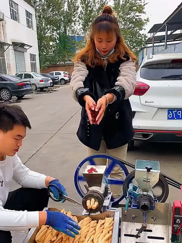 咱们吃没吃过这种老式的爆米花
