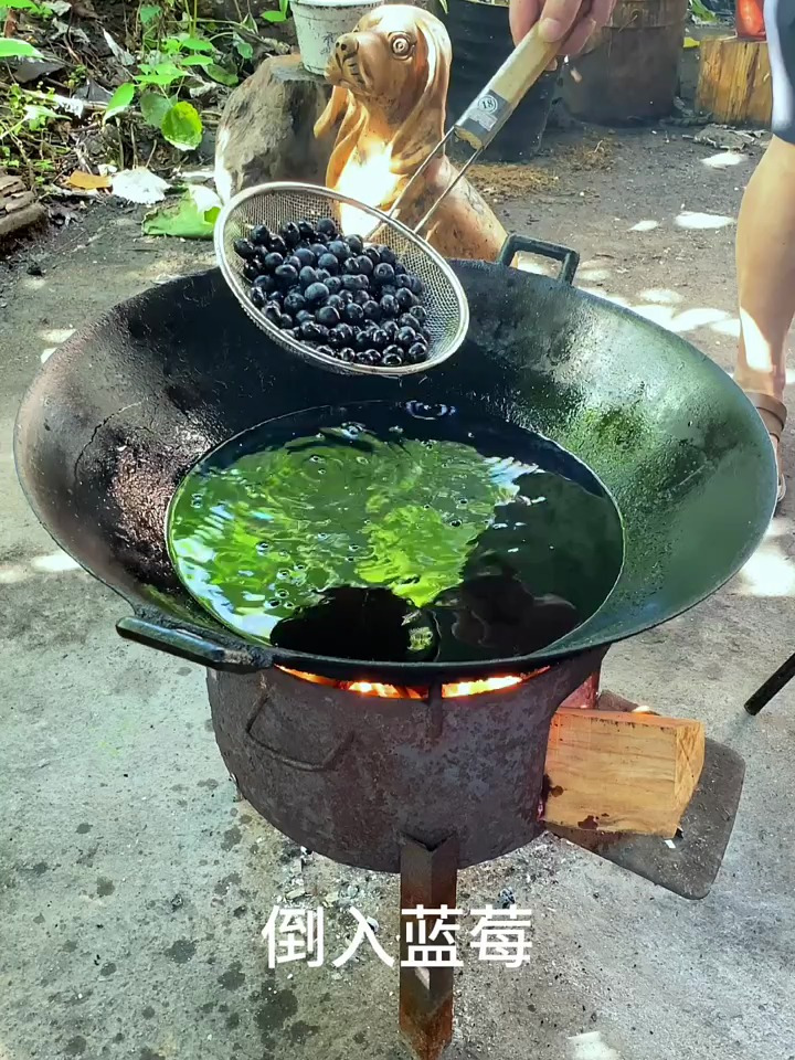 油炸蓝莓味爆米花,好看又好吃