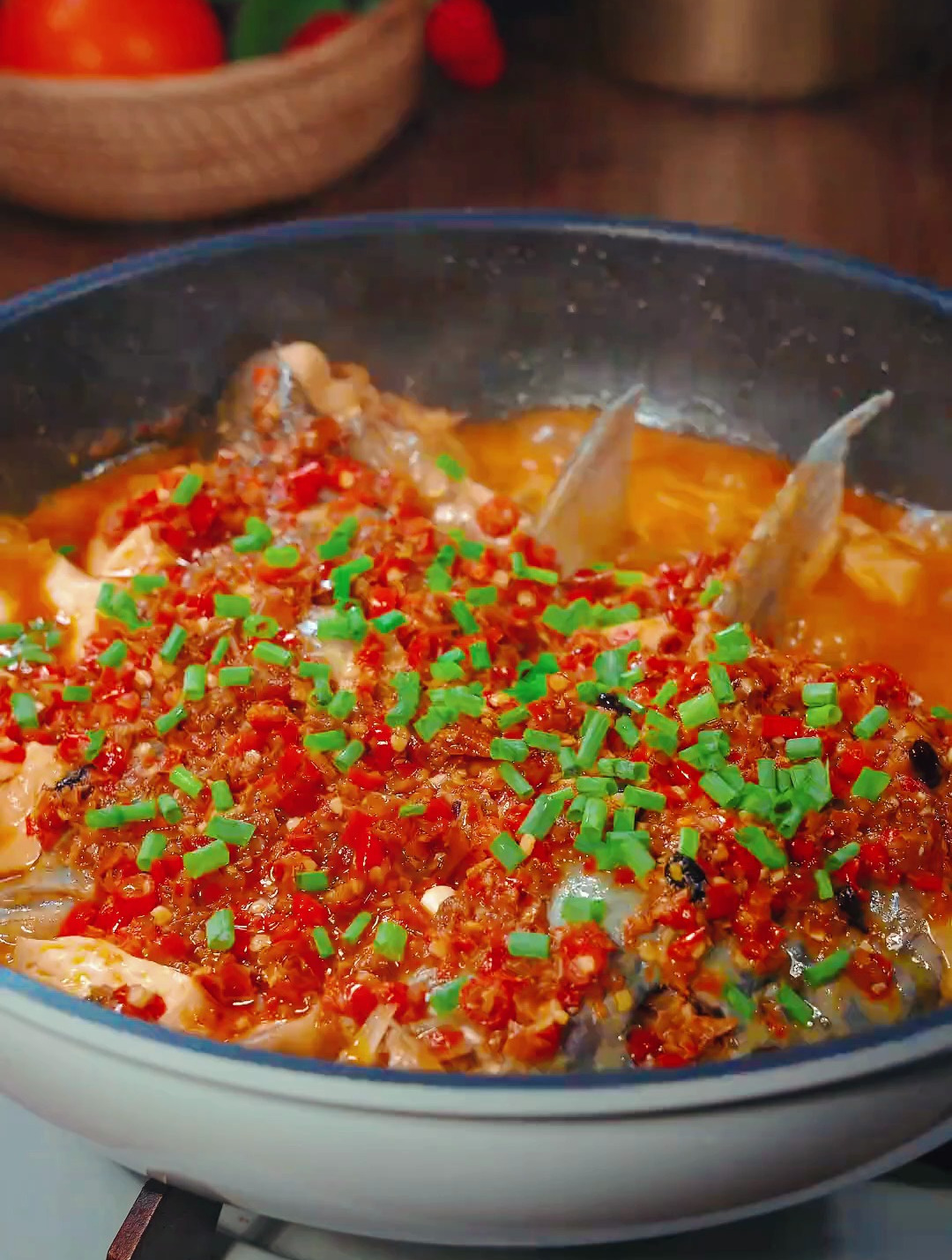 湖南招牌菜剁椒鱼头剁椒鱼头你像我这样做肉质鲜嫩美味