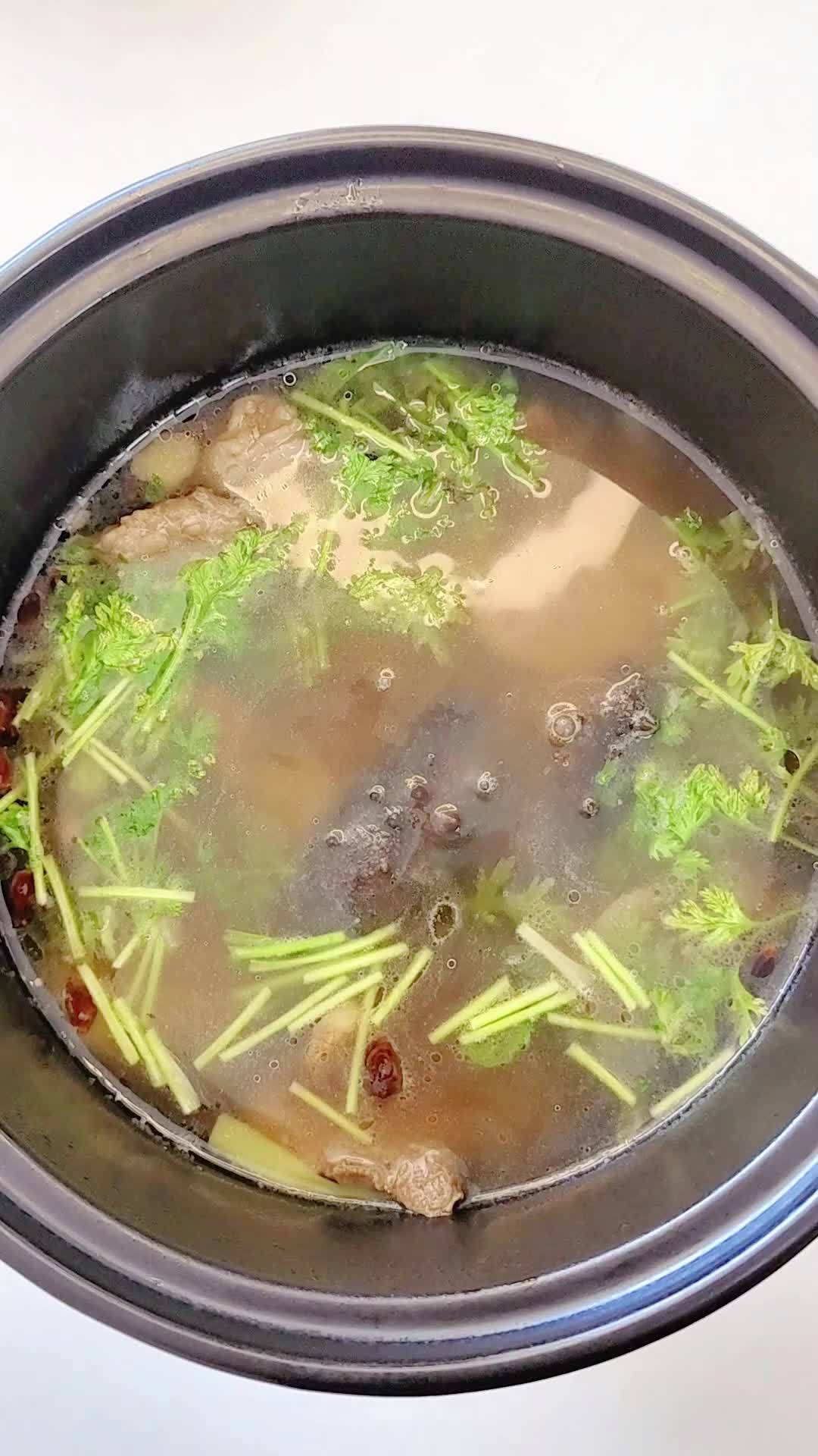 今天万里挑一点名要吃海参牛肉汤