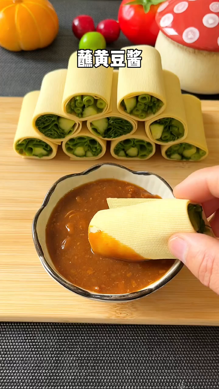 这个蘸酱菜是我家每周吃八次的素菜。蘸酱菜-爱吃蘸酱菜