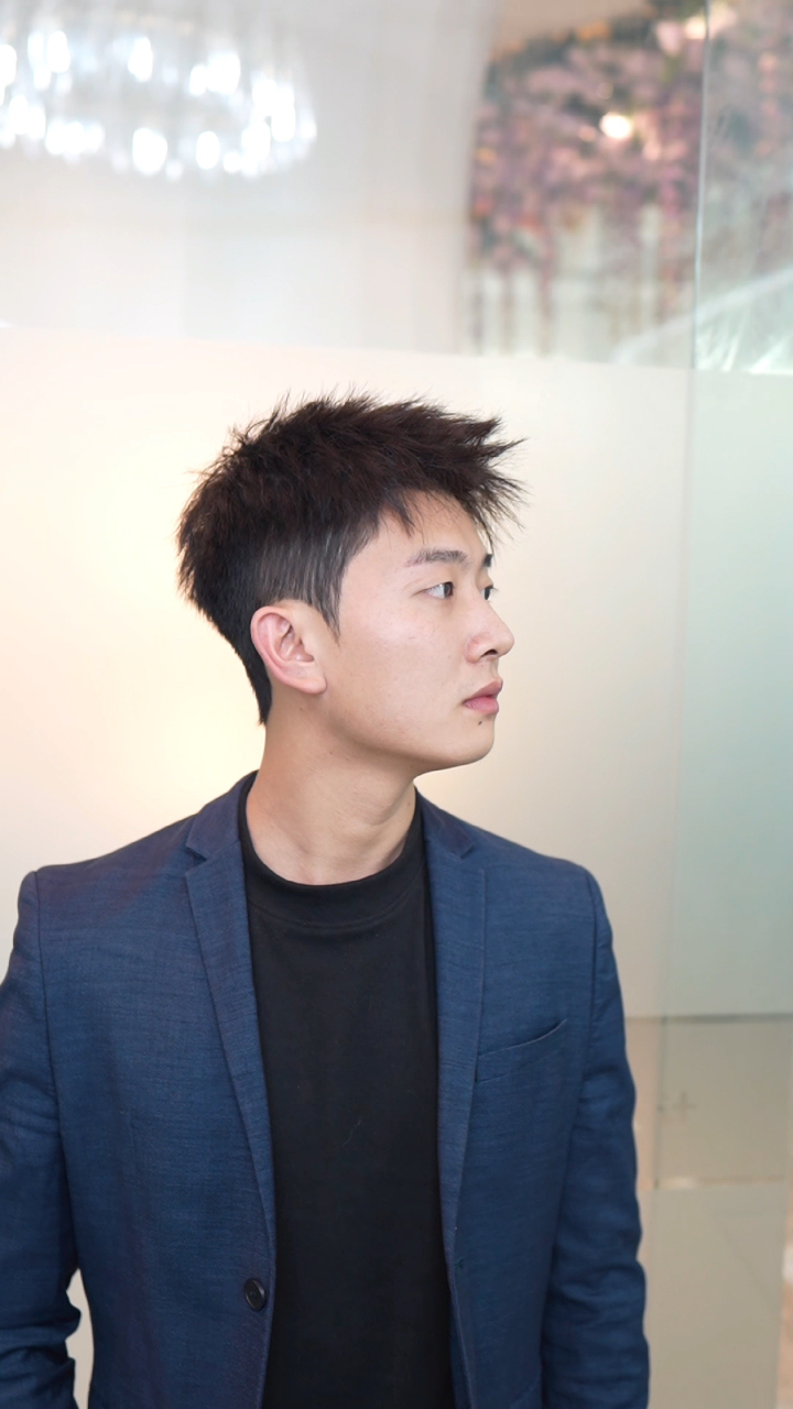 男士短发钢夹烫加服帖烫,组合起来不帅你找我