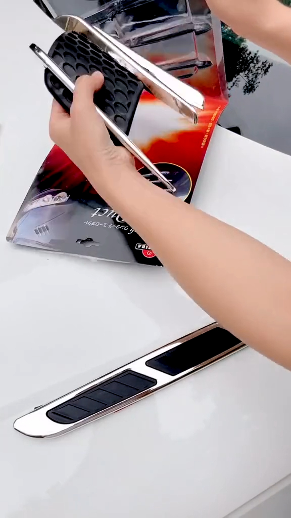 爱车装上鲨鱼腮,档次飙升