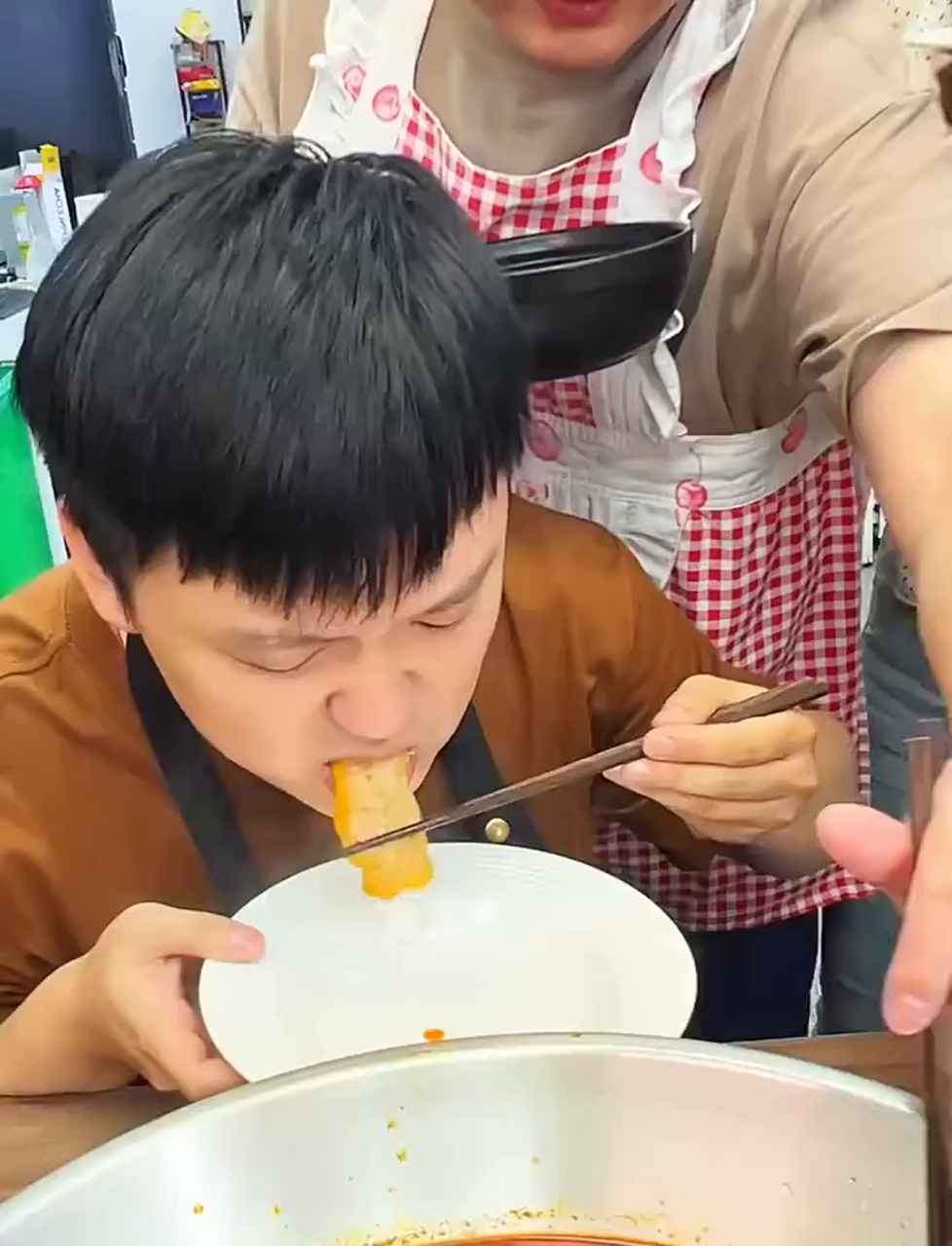 悲喜交加的一顿火锅食材大评测！