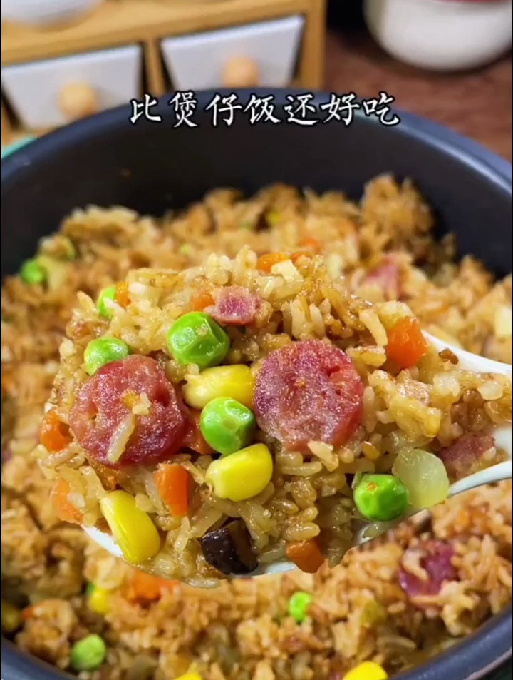 下班回家两分钟就能搞定的懒人焖饭,菜饭一锅出,太香了