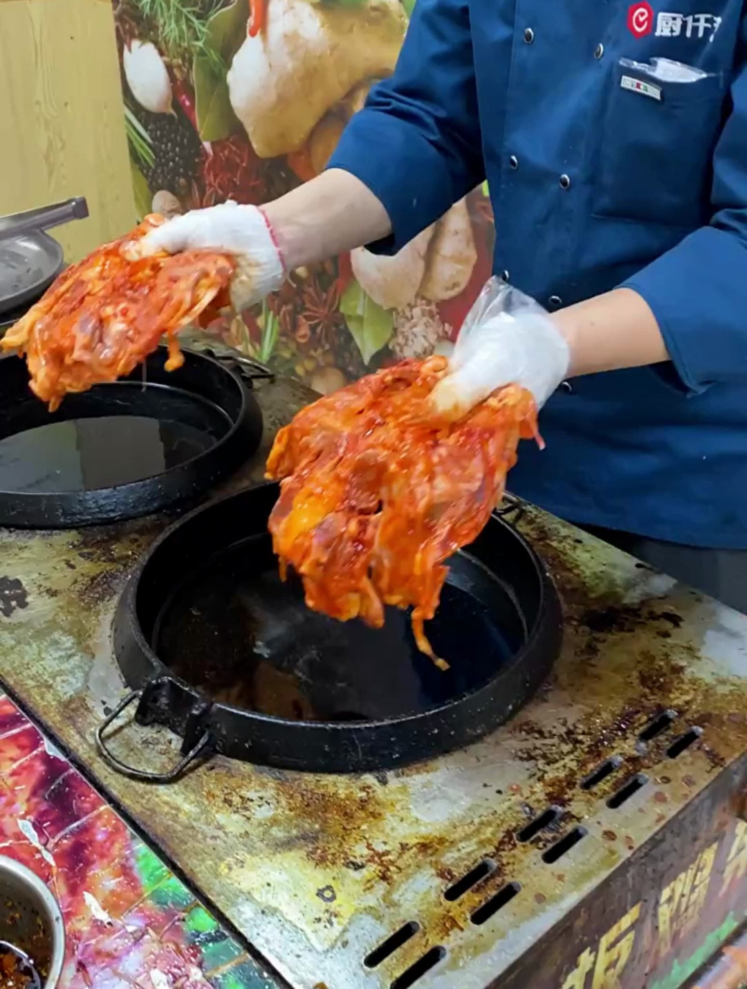 劝君速吃烤鸡架,看被南风吹作竹