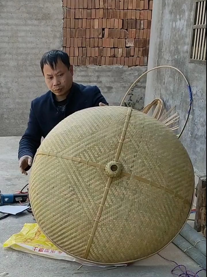 制作大圆桌菜罩,福建人喜欢用这种菜罩,其他地方应该不爱用