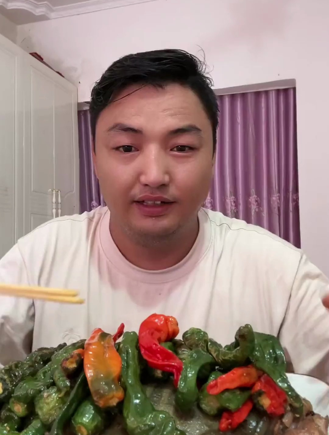 乡村沉浸式吃美食,加辣的麻辣甲鱼