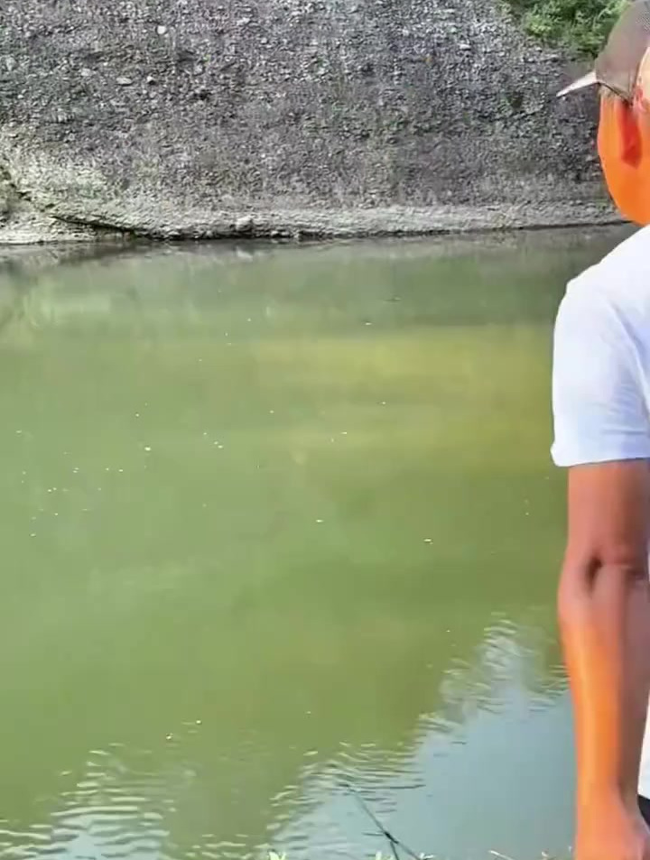 钓鱼想要钓得多,打窝是关键,刘志强谷子大师,诱鱼快留鱼久!