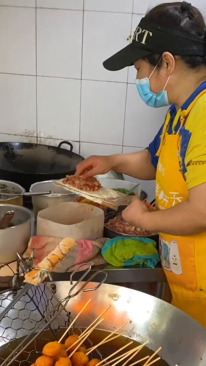 台州老街泡虾,15一个!满满都是肉!