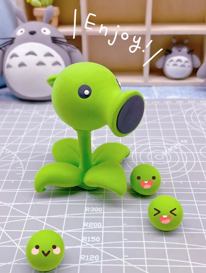脑子还在!超轻黏土制作植物大战僵尸 手工diy
