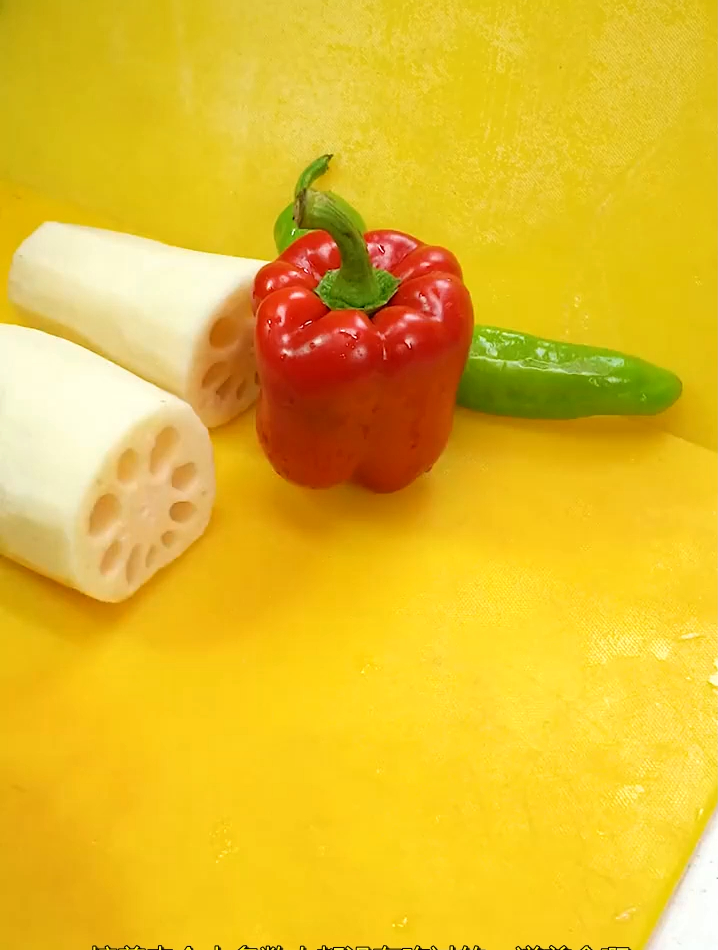 家常菜莲菜炒肉丝