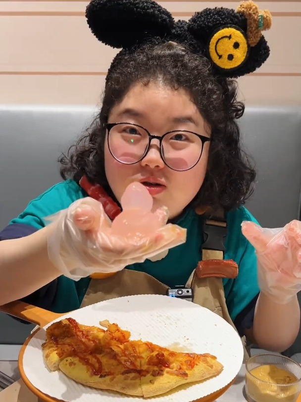 烤肉披萨 给个鸡会好吃不贵