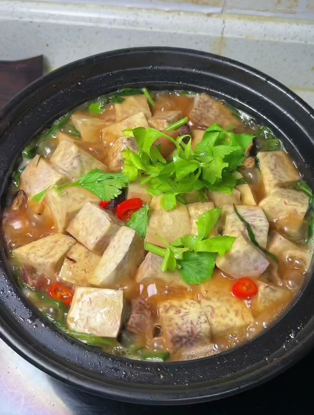 闽南特色五花肉芋头煲,这样做好吃又下饭