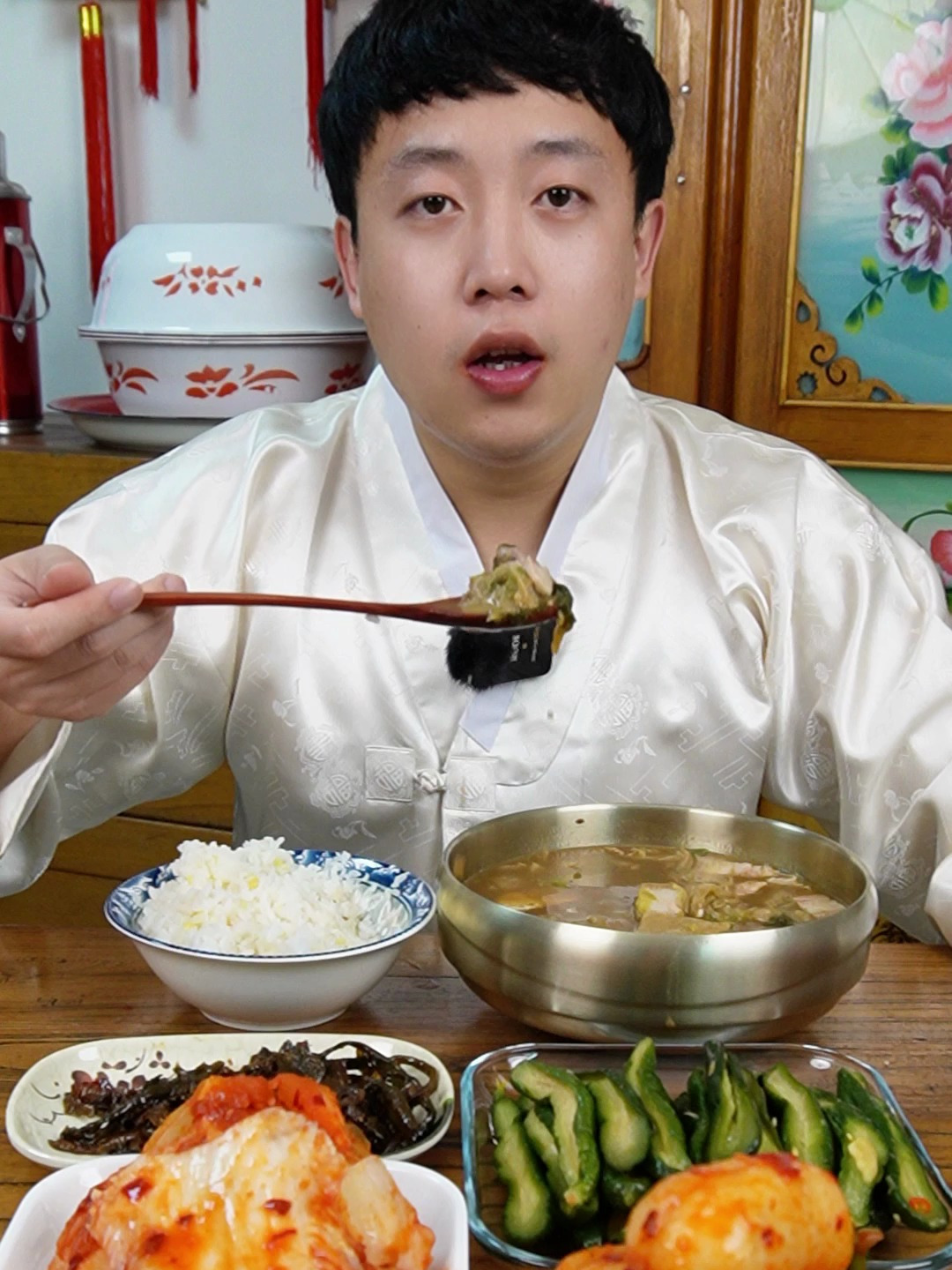 朝鲜族家常便饭 大酱汤辣白菜 你喜欢么