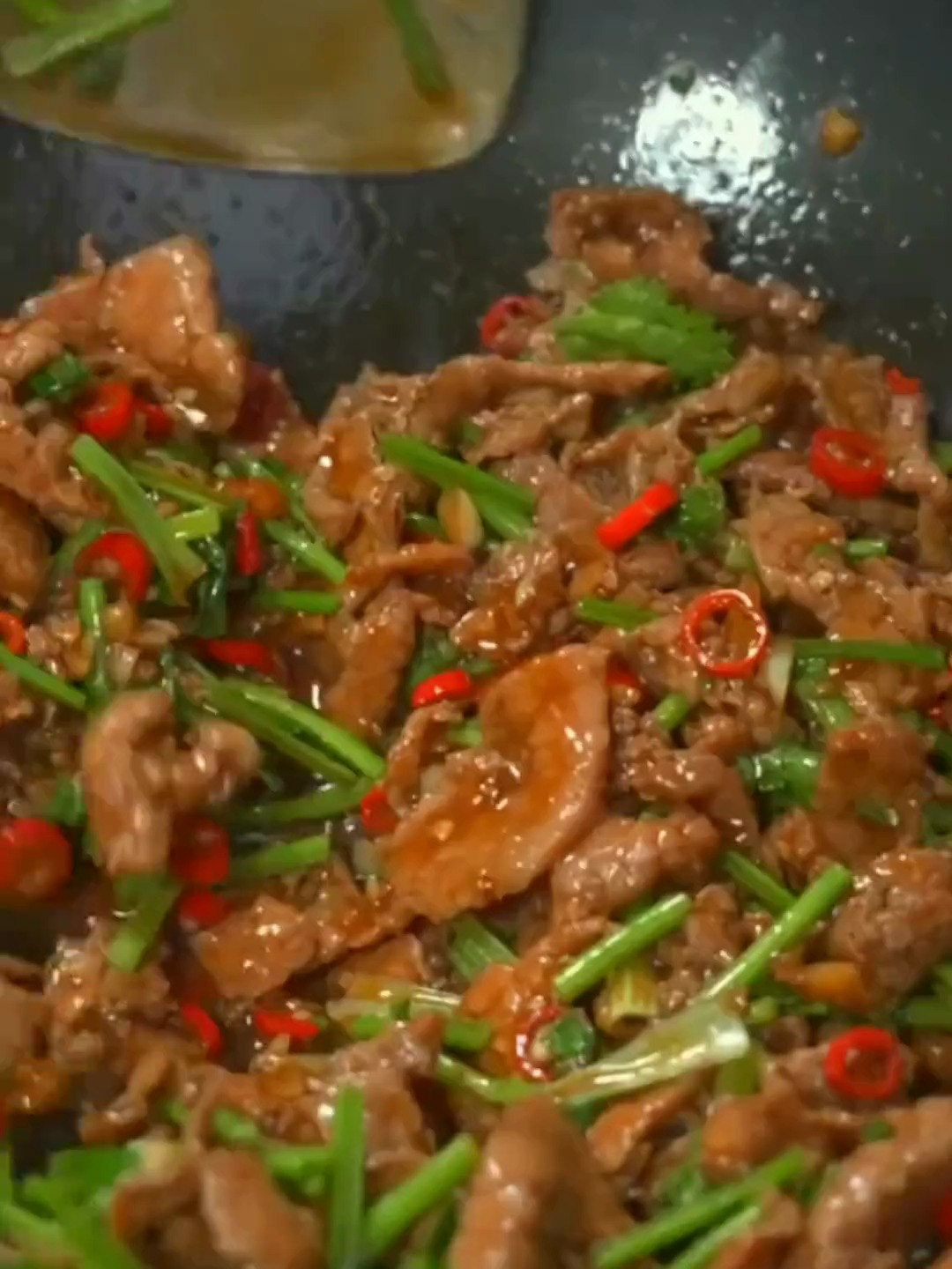 小炒黄牛肉这样做好吃