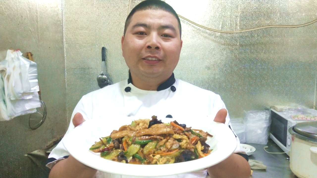厨师长教你“木须肉”正宗做法,简单实用,肉嫩菜脆下酒下饭