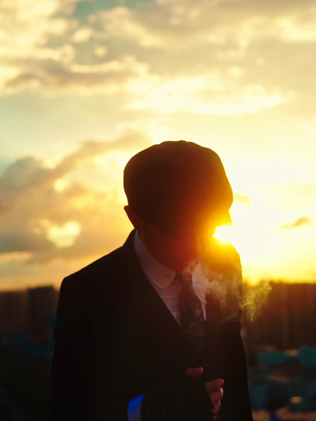 转场的瞬间让我见到了汤姆谢尔比,网友:搞这么帅?