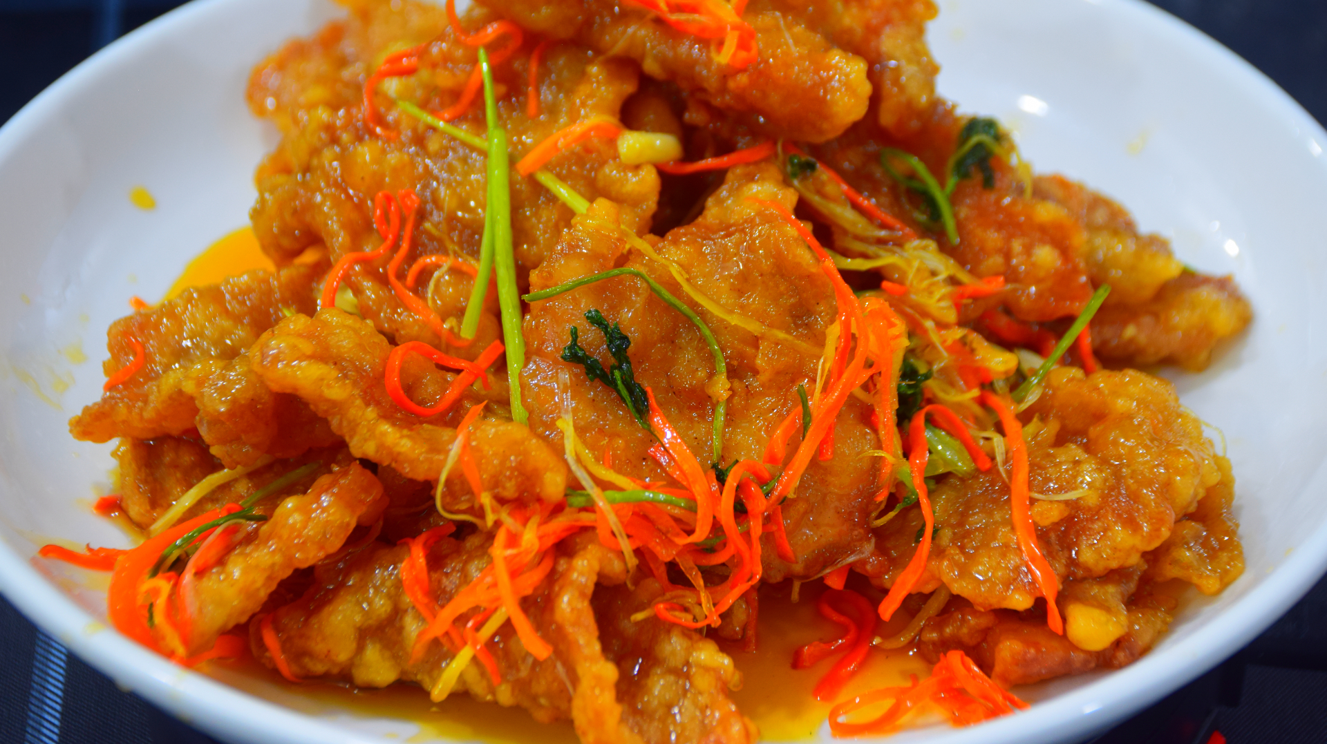 东北名菜锅包肉的做法,简单几步教会你,酸甜可口,好吃极了