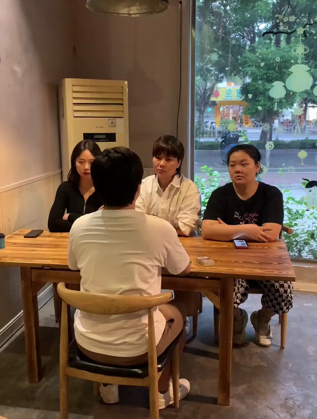 只要你点头,我满足你所有要求