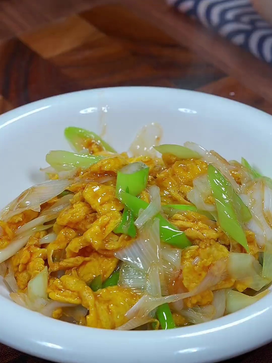 超级下饭的葱花炒鸡蛋